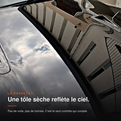 Capot séché à la serviette MIRE réfléchissant le ciel, sans voile ni traînée
